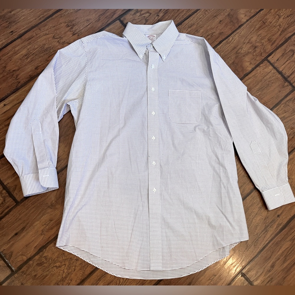 Brooks Brothers dress shirt mens 16 1/2-33 button down Madison Fit red checkered